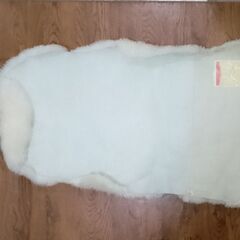 ムートン製マットの画像