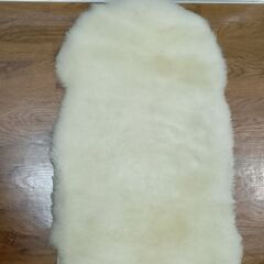 ムートン製マットの画像