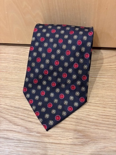 ブリオーニ　Brioni ネクタイ　イタリア製