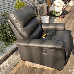 電動リクライニングチェアの画像