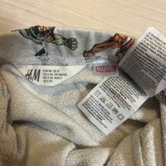 スウェットパンツ　３歳から５歳　マーベル　h&m の画像