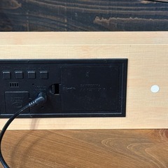 デジタル時計 木目調の画像