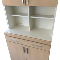 【美品】ナチュラルカラー食器棚の画像