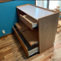 LIVING HOUSE製　腰高カップボード3年使用　定価70400円の画像