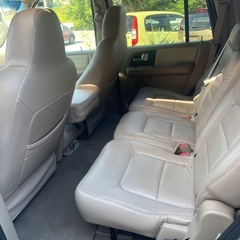 フォード　エクスペディション　シボレー　ダッジ　タホ　サバーバンの画像