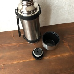 ★au ステンレスボトル、水筒　タンブラー★の画像