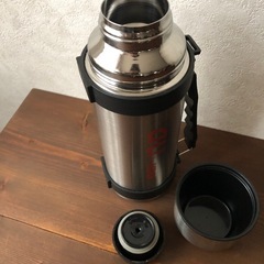 ★au ステンレスボトル、水筒　タンブラー★の画像