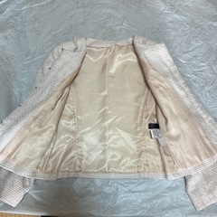 スカートスーツの画像