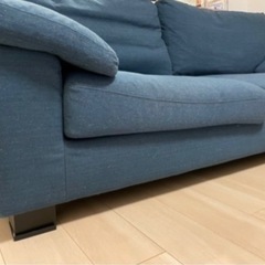 【2021年購入】NOCE  3人掛けソファー　オットマン付きの画像