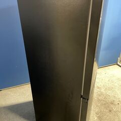 【高年式】Hisense 2ドア冷蔵庫 HR-D1701B 2022年製 通電確認済み 大特価 早い者勝ち 引取歓迎 配送OKの画像