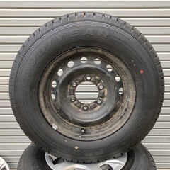 No.177ス夏タイヤ195/80R15  6H PCD139.7 スチールホイール付4本セットの画像