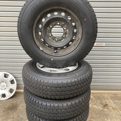 No.177ス夏タイヤ195/80R15  6H PCD139.7 スチールホイール付4本セットの画像