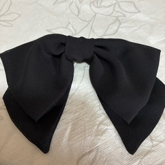 スカートスーツ　白黒のボーダーの画像