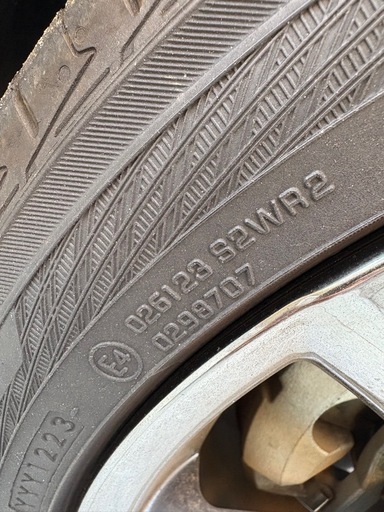 タイヤ 4本セット　225/45r18