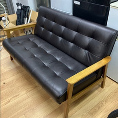 【値下げ済み】🉐2人掛けソファ🉐美品　おしゃれ　ヴィンテージ　レトロ　レザー　ウッド　レザー調の画像