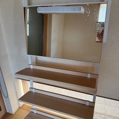 突っ張り式 ドレッサーの画像