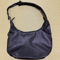 GU ショルダーバッグの画像