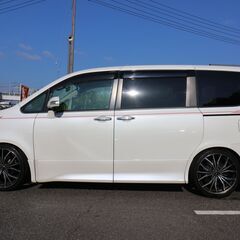 70系トヨタノア　Siレイティッシュ　後席モニター　ウーファーの画像