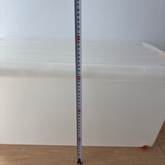 コロ付き衣装ケースの画像