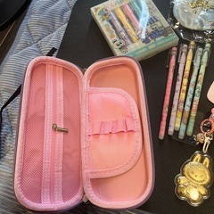 キャラクターの筆箱の画像