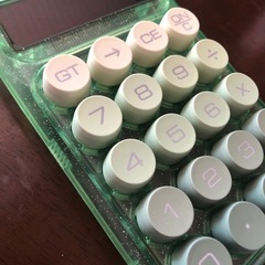 クリア電卓　グリーンの画像