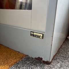 スチール製ロッカー　書類棚の画像