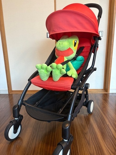 ベビーカーYOYO（STOKKE)レインカバー付き