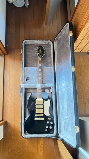 エピフォン　SGギターとギターハードケース