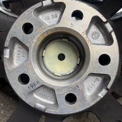 255/60R18 ミシュラン スタッドレス ホイルセット 18×8J 112 5穴 外車用 アウディ Q5の画像