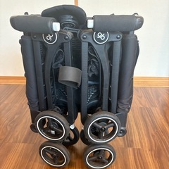 超コンパクト折りたたみベビーカー【超軽量】の画像