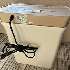 アイリスオーヤマ シュレッダー　P8GC  2024製の画像
