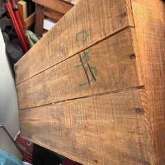 木のカートの画像