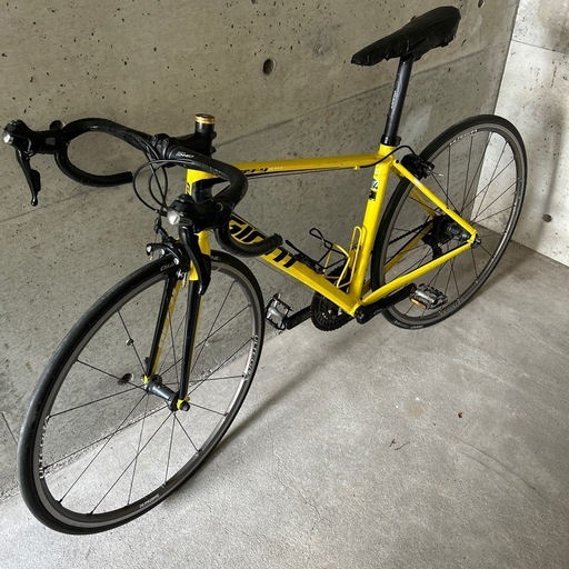 GIANT (ジャイアント)ロードバイクDEFY4