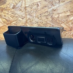 ⭐︎⭐︎ハイエース200系USBシガーソケット増設⭐︎⭐︎の画像