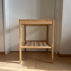 ベッドサイドテーブル　コーヒーテーブルの画像