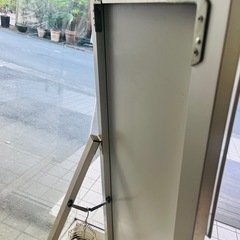 【シルバー】A3サイズ カードケーススタンド看板の画像