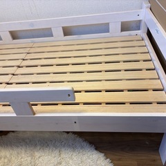 ２段ベッドの画像