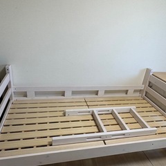 ２段ベッドの画像