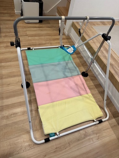 鉄棒　室内　折りたたみ　マット付　補助ベルト付