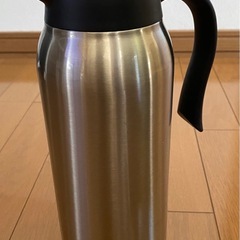 ステンレス卓上ポットの画像