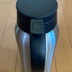 ステンレス卓上ポットの画像