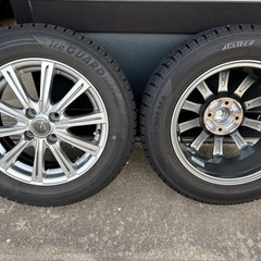 スタッドレスタイヤの画像