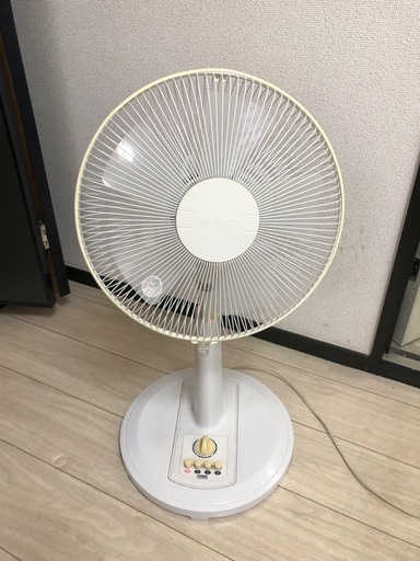 【高年式】大阪送料無料★3か月保障付き★2024年★JR-N130C★R-992 高年式】大阪送料無料☆3か月保障付き☆2024年☆