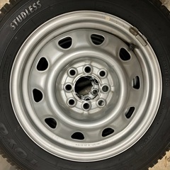 マルチホイール、スタッドレスタイヤ175/65R14国産です の画像