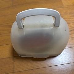 小さめのアイロンの画像