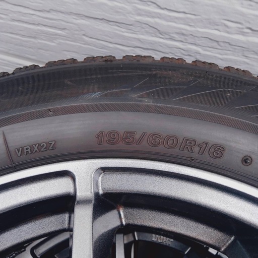 195/60R16 スタッドレス BRIDGESTONE VRX2 2018年 ホイールセット