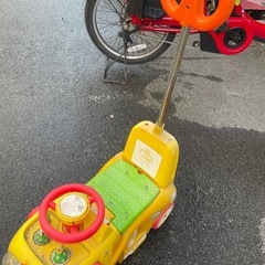 子供用　おもちゃ　乗り物　ワンワンの画像