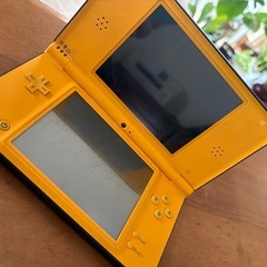ジャンク　Nintendo DSi LL（イエロー）　本体のみの画像