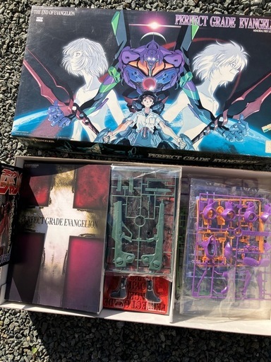 バンダイ　パーフェクトグレード　エヴァ　初号機　当時もの　初回盤