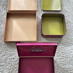 空き缶/ビッグアイランドキャンディズ空箱の画像